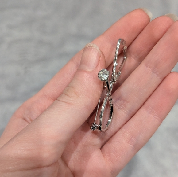 Set Of 2 Silver and Gold Stethoscope Pins Gifts For Doctors/PAs/Nurses - Picture 3 of 7